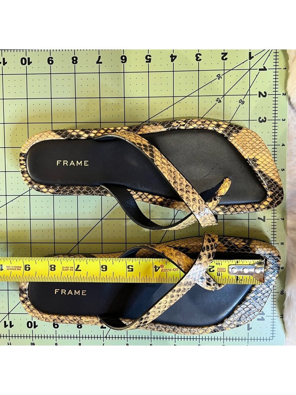 NWOB $128 FRAME Le Montauk Sandal Python - Read on for sizing - Picture 4 of 4